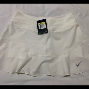 NWT Nike white tennis skirt